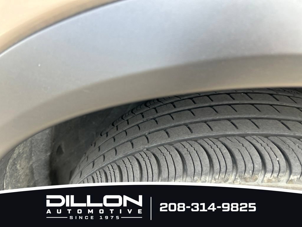Used 2025 Nissan Rogue SV AWD/4WD image 23