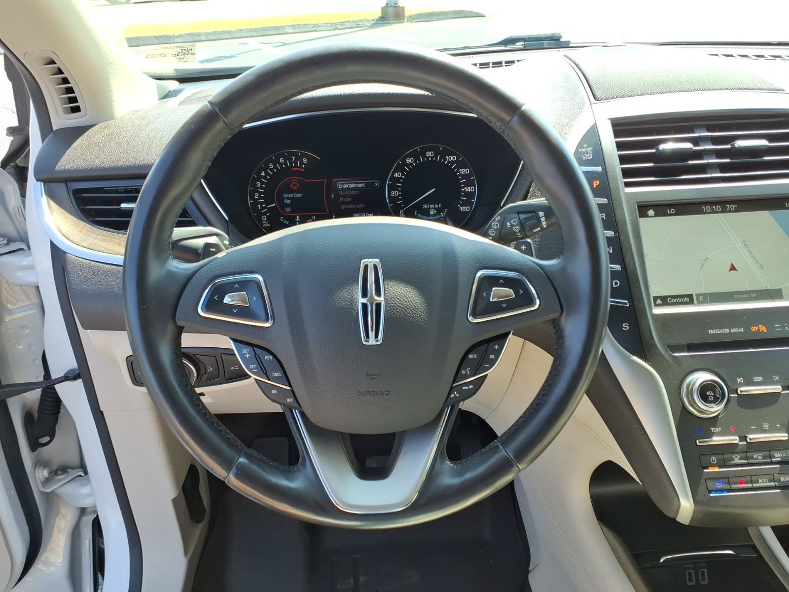 Used 2017 Lincoln MKC Reserve w/ Lincoln MKC Climate Package AWD/4WD image 26