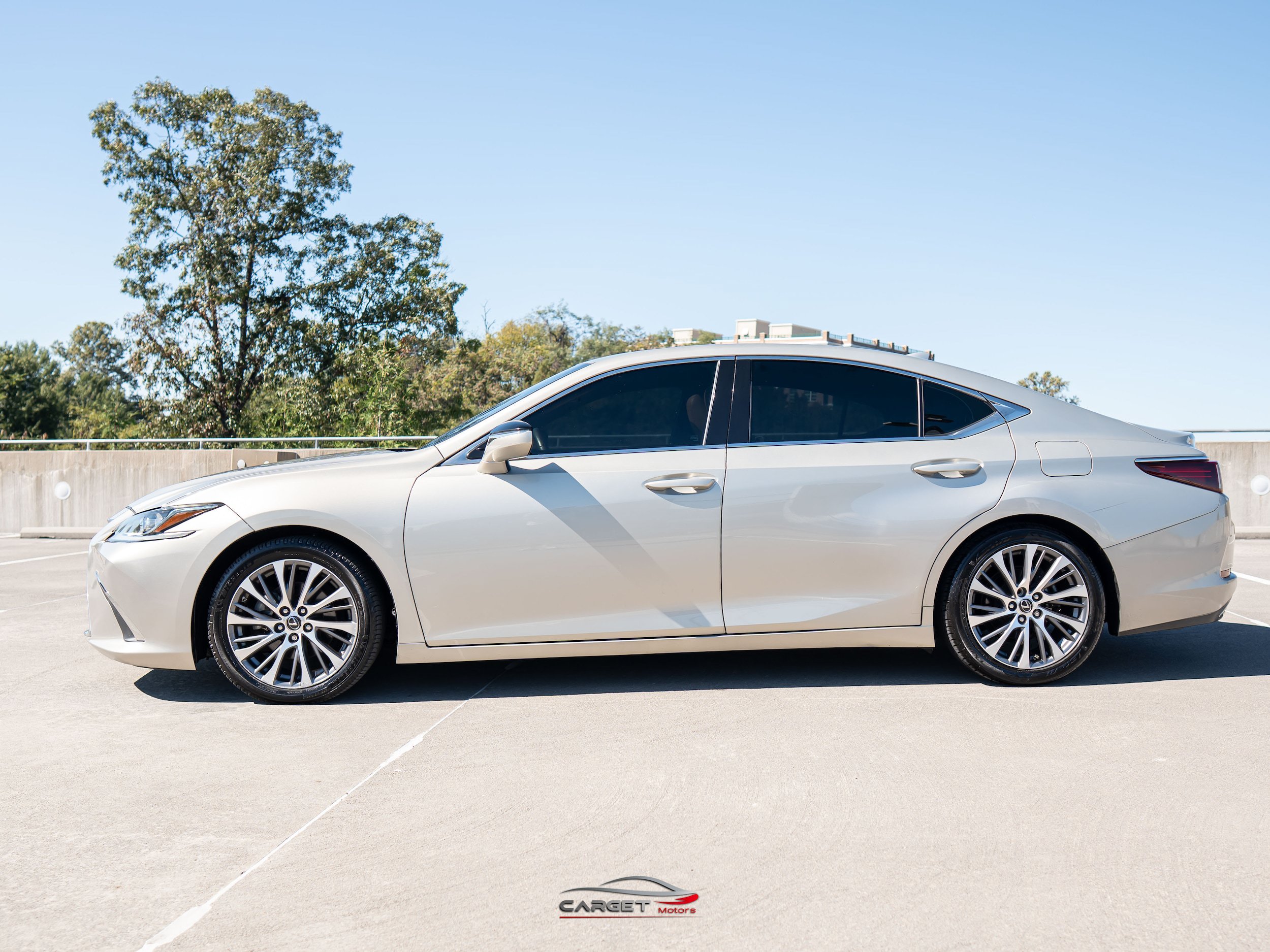 Used 2019 Lexus ES 350 w/ Premium Package FWD image 4