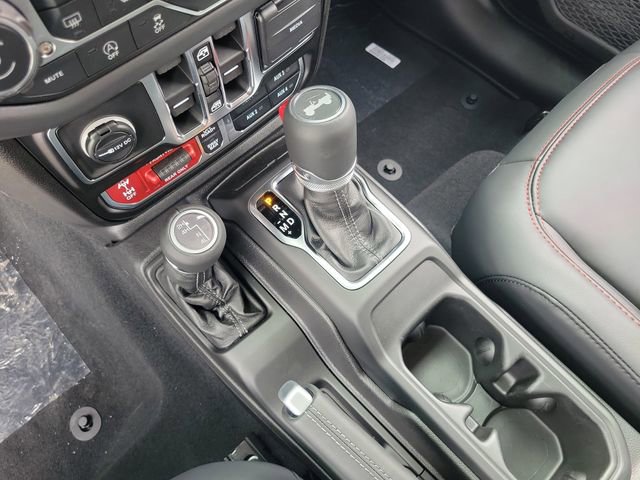 New 2026 Jeep Wrangler Unlimited Rubicon w/ Xtreme 35 Tire Package image 27