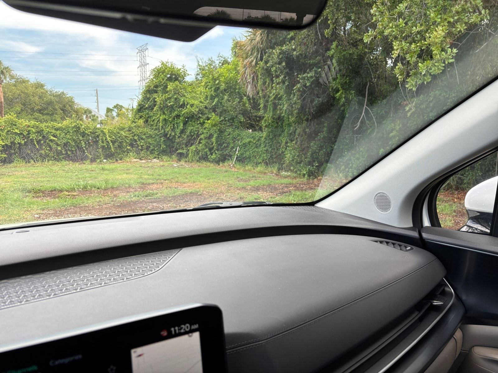 Used 2026 Kia Carnival FWD image 38