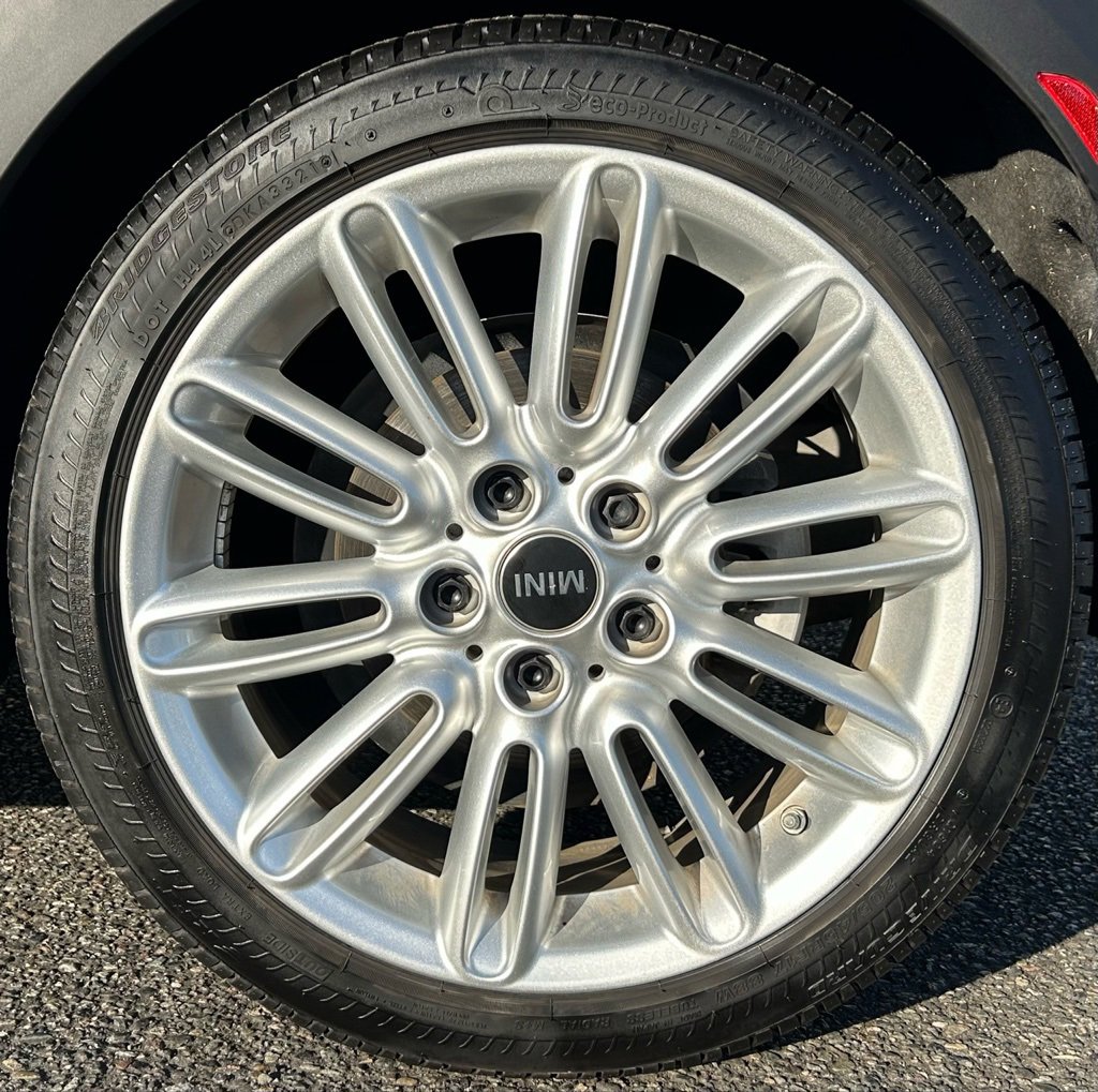 Used 2019 MINI Cooper S w/ Premium Package image 29