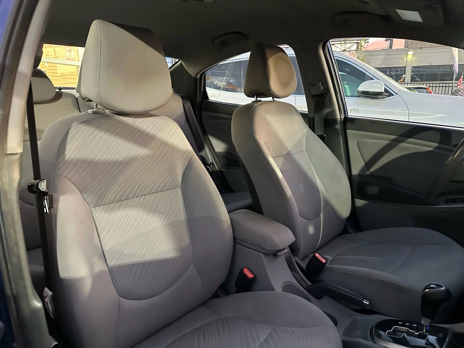 Used 2016 Hyundai Accent SE w/ Option Group 03 image 19