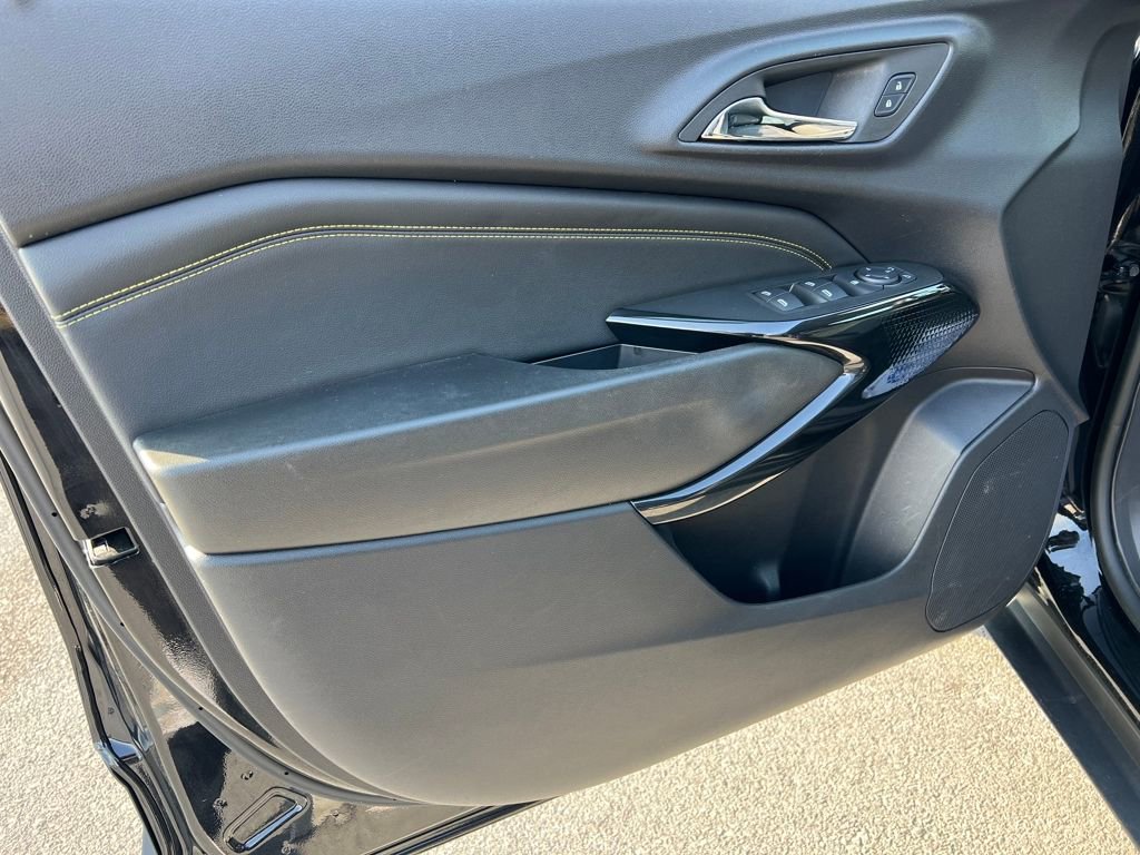 Used 2025 Chevrolet Trax LT image 15