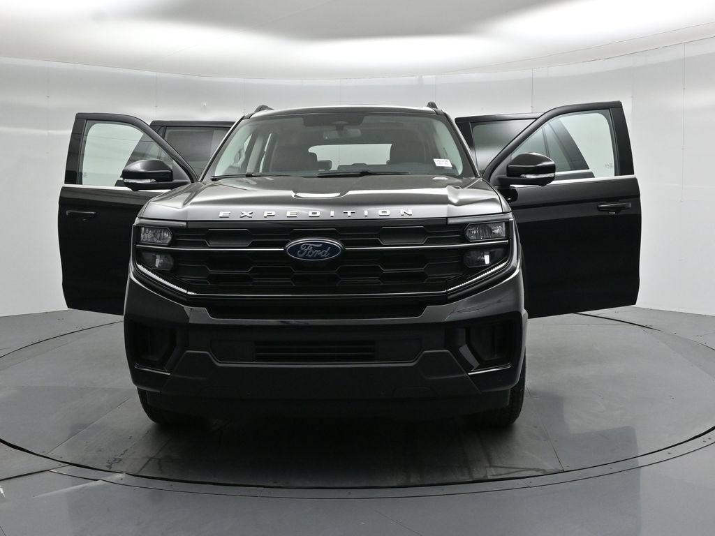New 2026 Ford Expedition Active AWD/4WD image 30