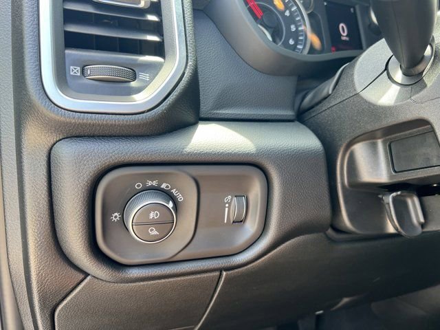 Used 2026 RAM 2500 Big Horn AWD/4WD image 31