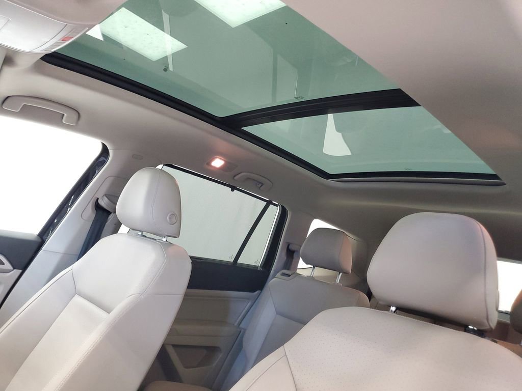 Used 2019 Volkswagen Atlas SEL R-Line image 22