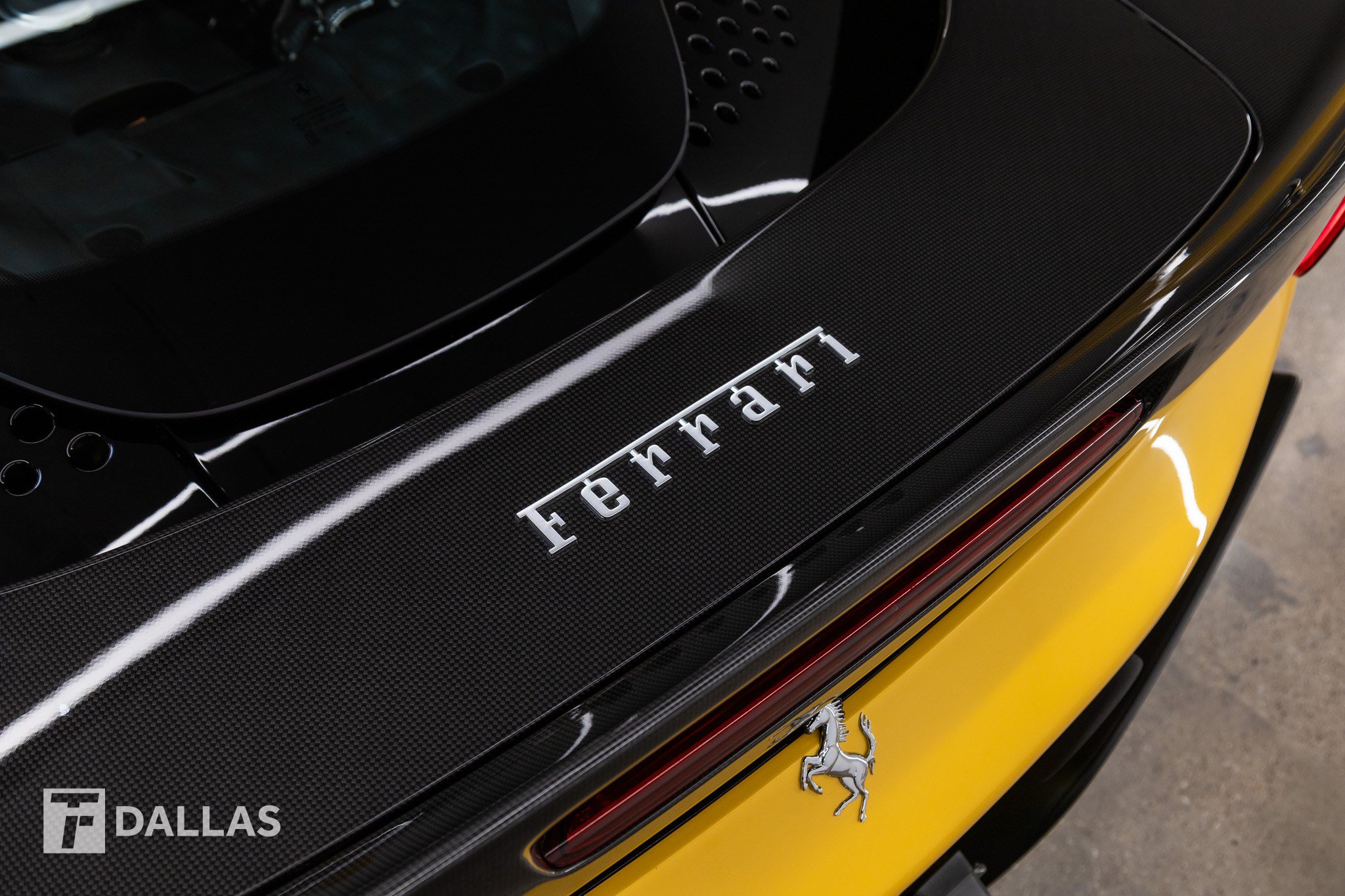 Used 2024 Ferrari SF90 Spider AWD/4WD image 12
