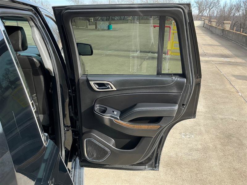 Used 2018 GMC Yukon Denali image 38