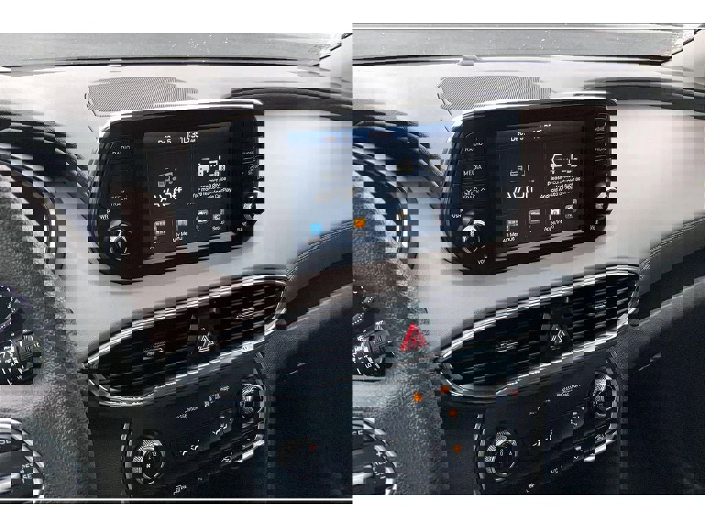 Used 2020 Hyundai Santa Fe SE image 7