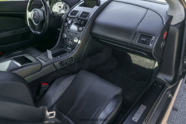 Used 2012 Aston Martin V8 Vantage Roadster image 36