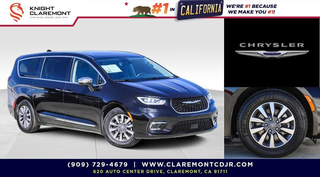 Used 2023 Chrysler Pacifica Limited image 1