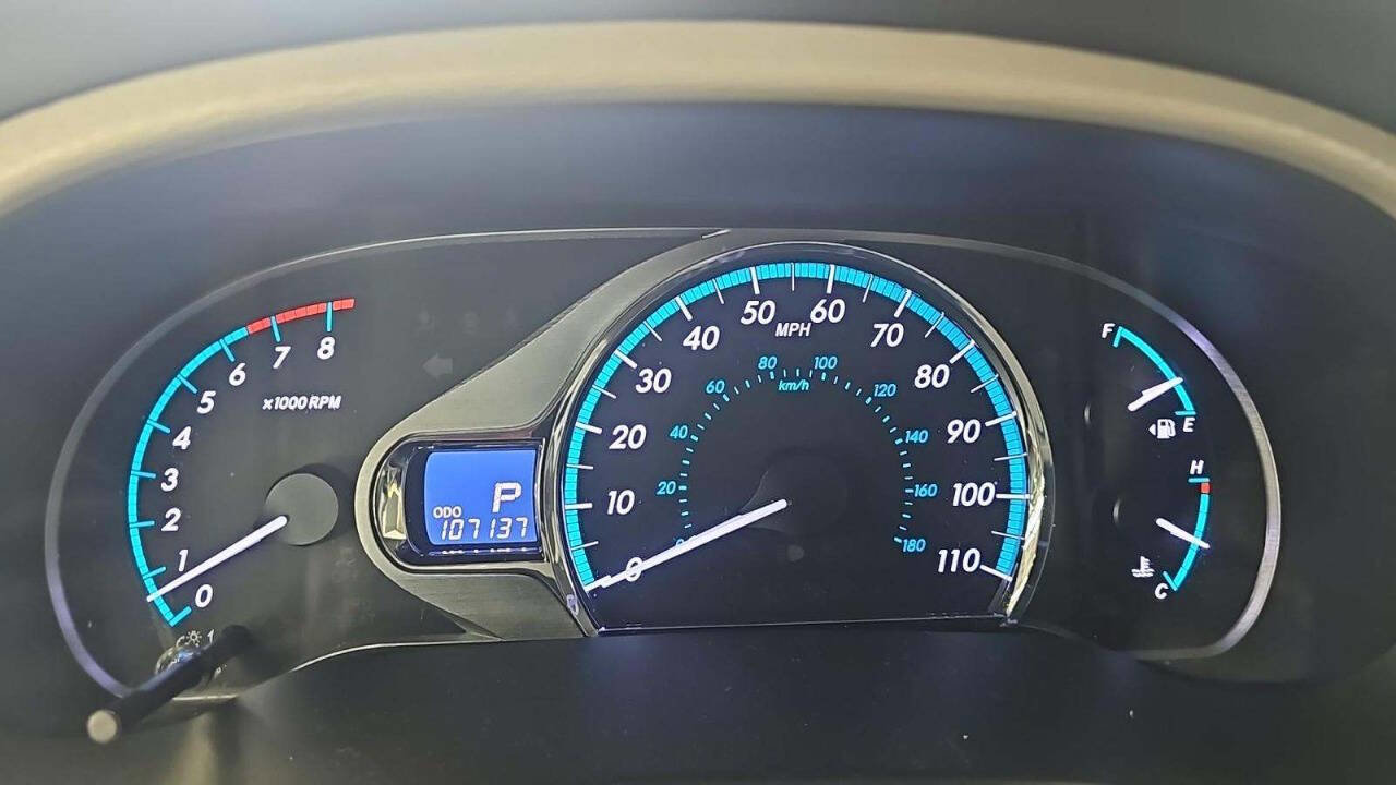 Used 2014 Toyota Sienna XLE image 11