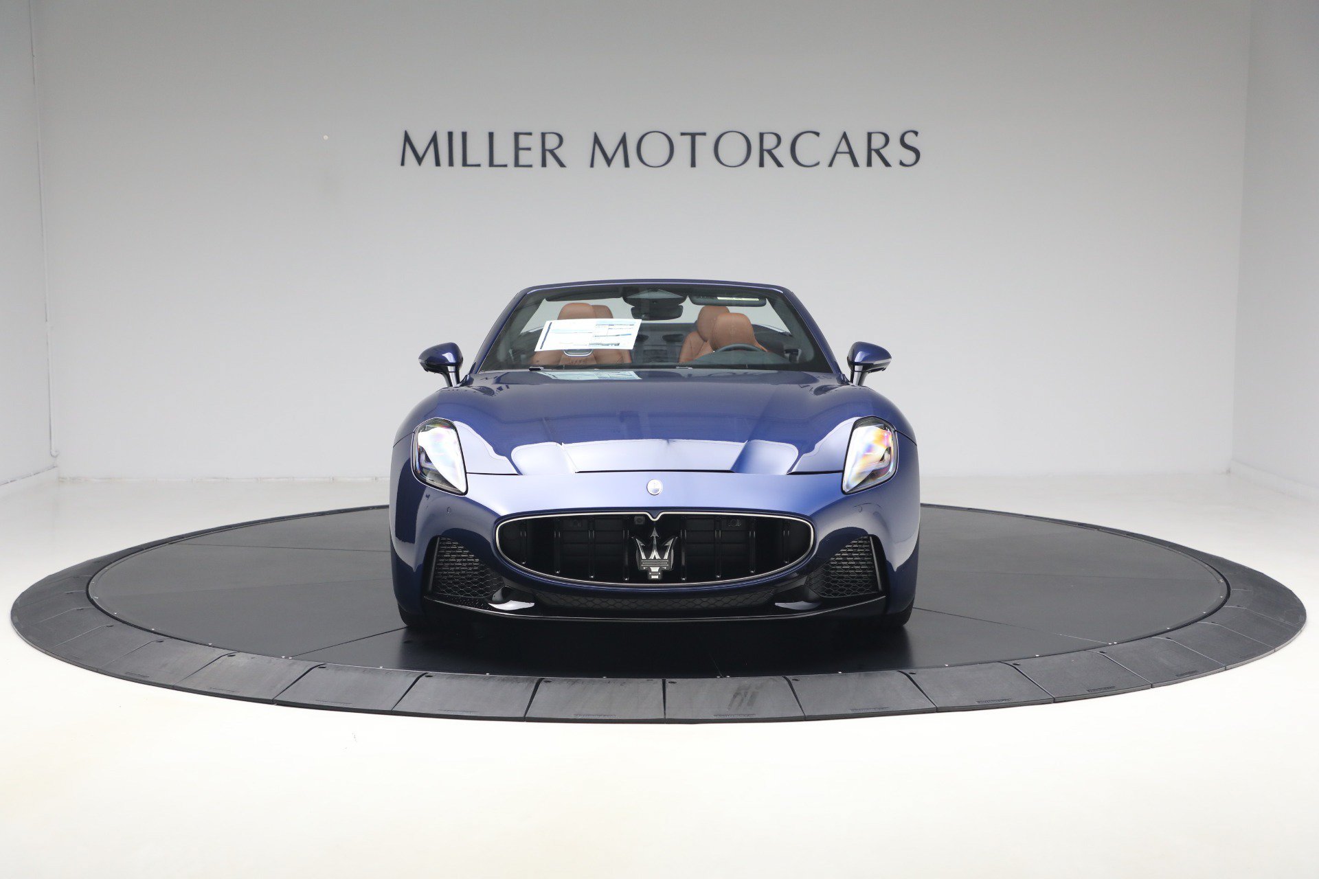 New 2026 Maserati GranCabrio Trofeo AWD/4WD image 12