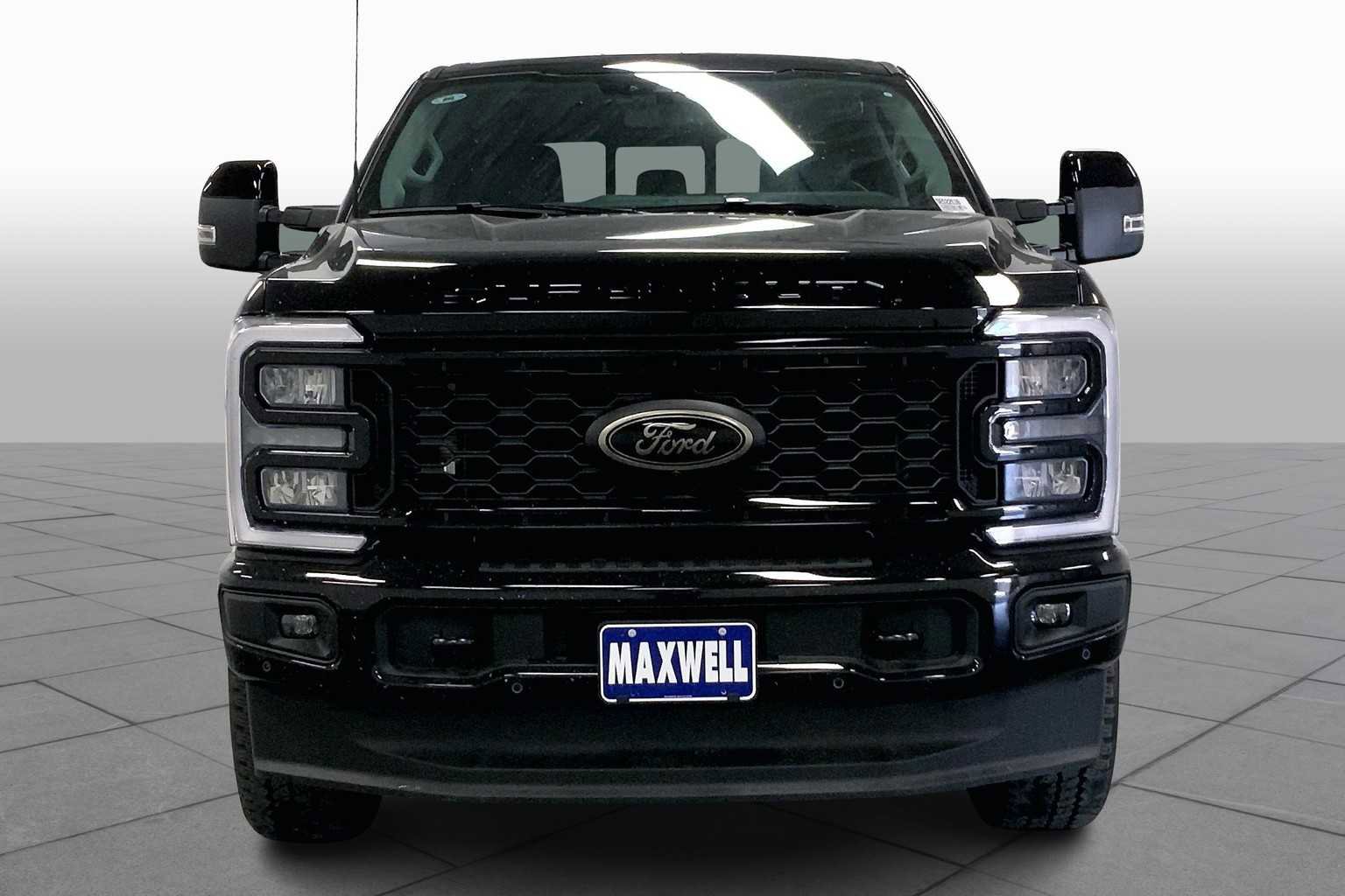 New 2025 Ford F250 Lariat w/ Lariat Ultimate Package image 3