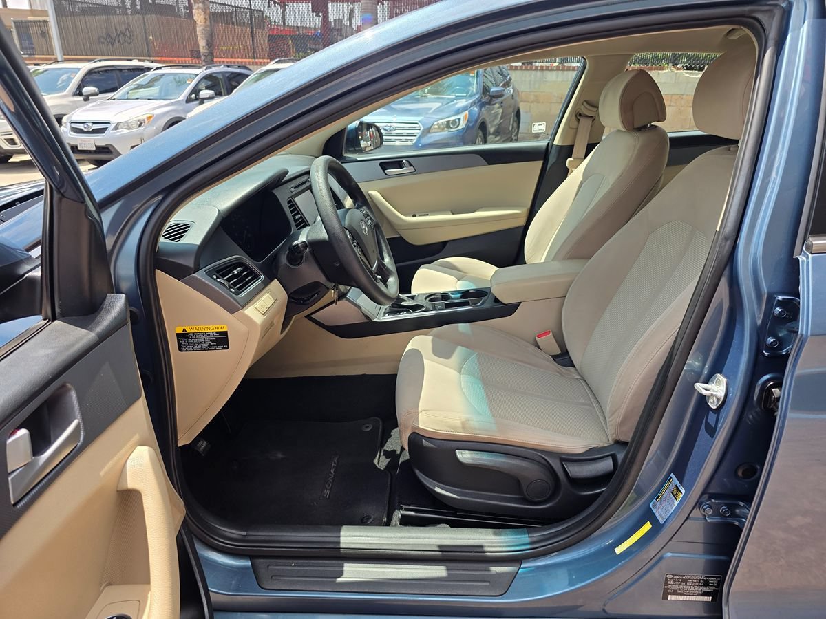 Used 2017 Hyundai Sonata SE FWD image 19