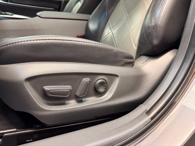 Used 2018 Toyota Camry XLE FWD image 14