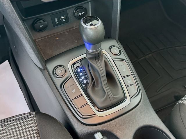 Used 2019 Hyundai Kona SEL AWD/4WD image 18