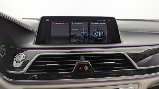 Used 2018 BMW 740i xDrive image 28