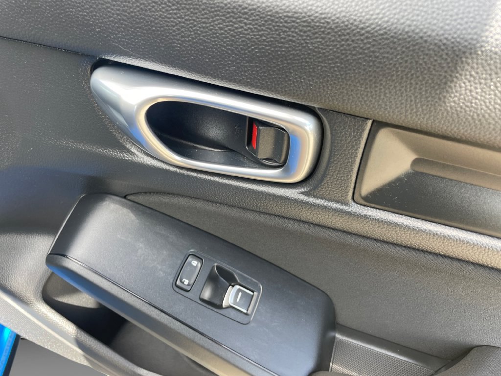 Used 2023 Honda Civic Sport image 12