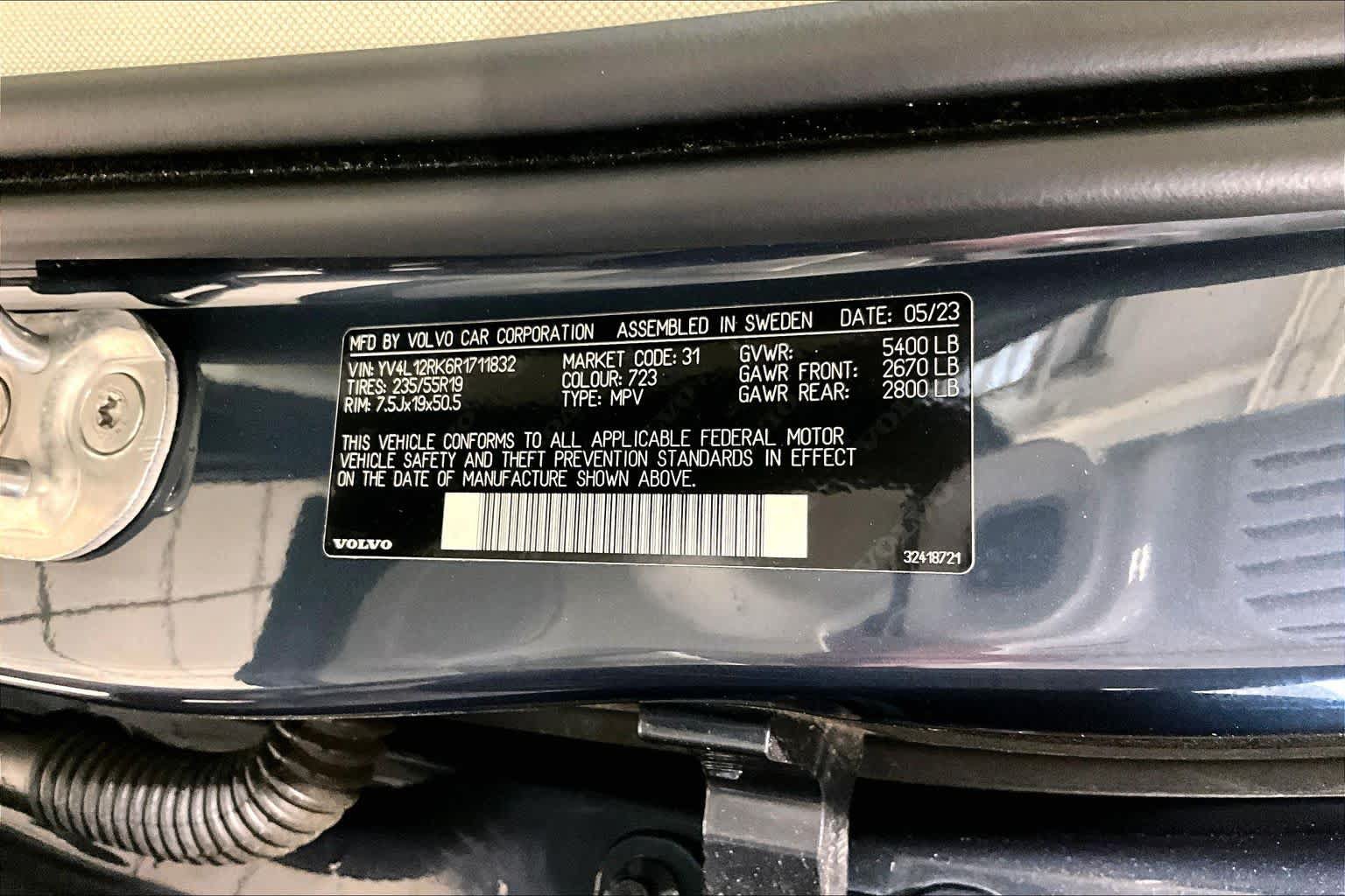 Used 2024 Volvo XC60 B5 Core w/ Protection Package Premier AWD/4WD image 32