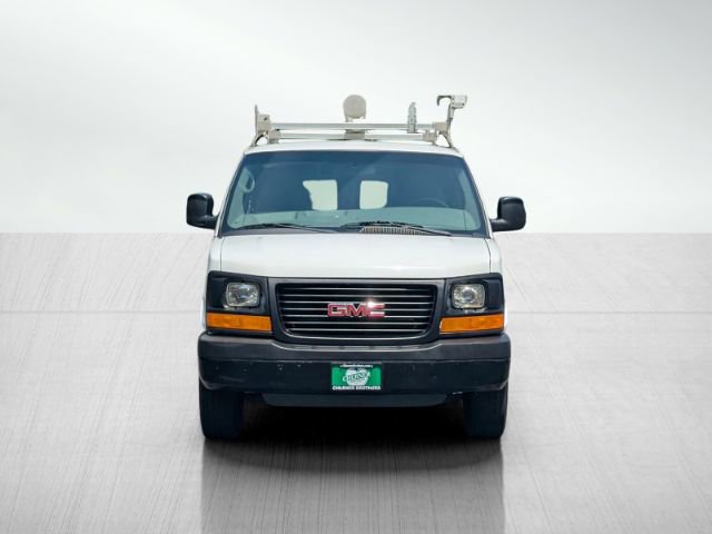 Used 2013 GMC Savana 3500 RWD image 2