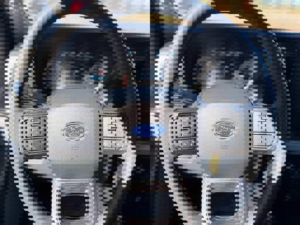 New 2026 Ford F250 XLT w/ FX4 Off-Road Package image 22