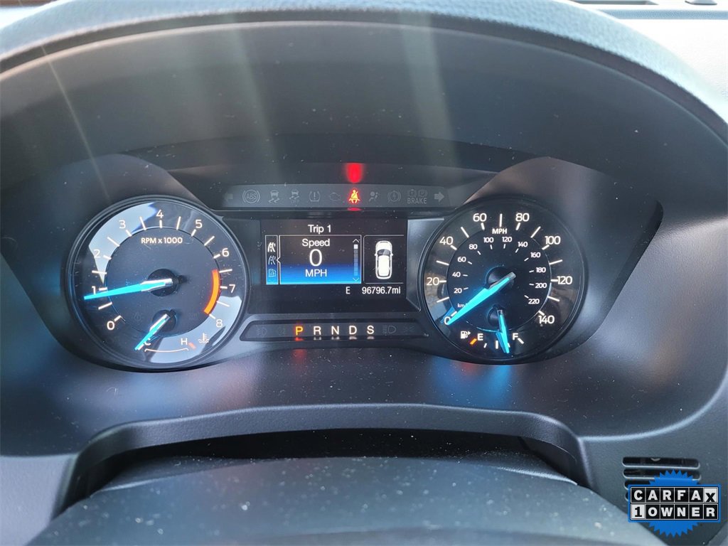 Used 2018 Ford Explorer XLT image 31