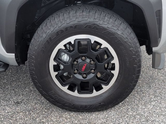 Certified 2025 Toyota 4Runner TRD Off-Road Premium AWD/4WD image 11