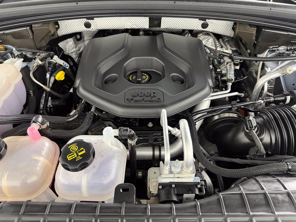 Used 2024 Jeep Grand Cherokee Trailhawk w/ Advanced Protech Group II AWD/4WD image 22