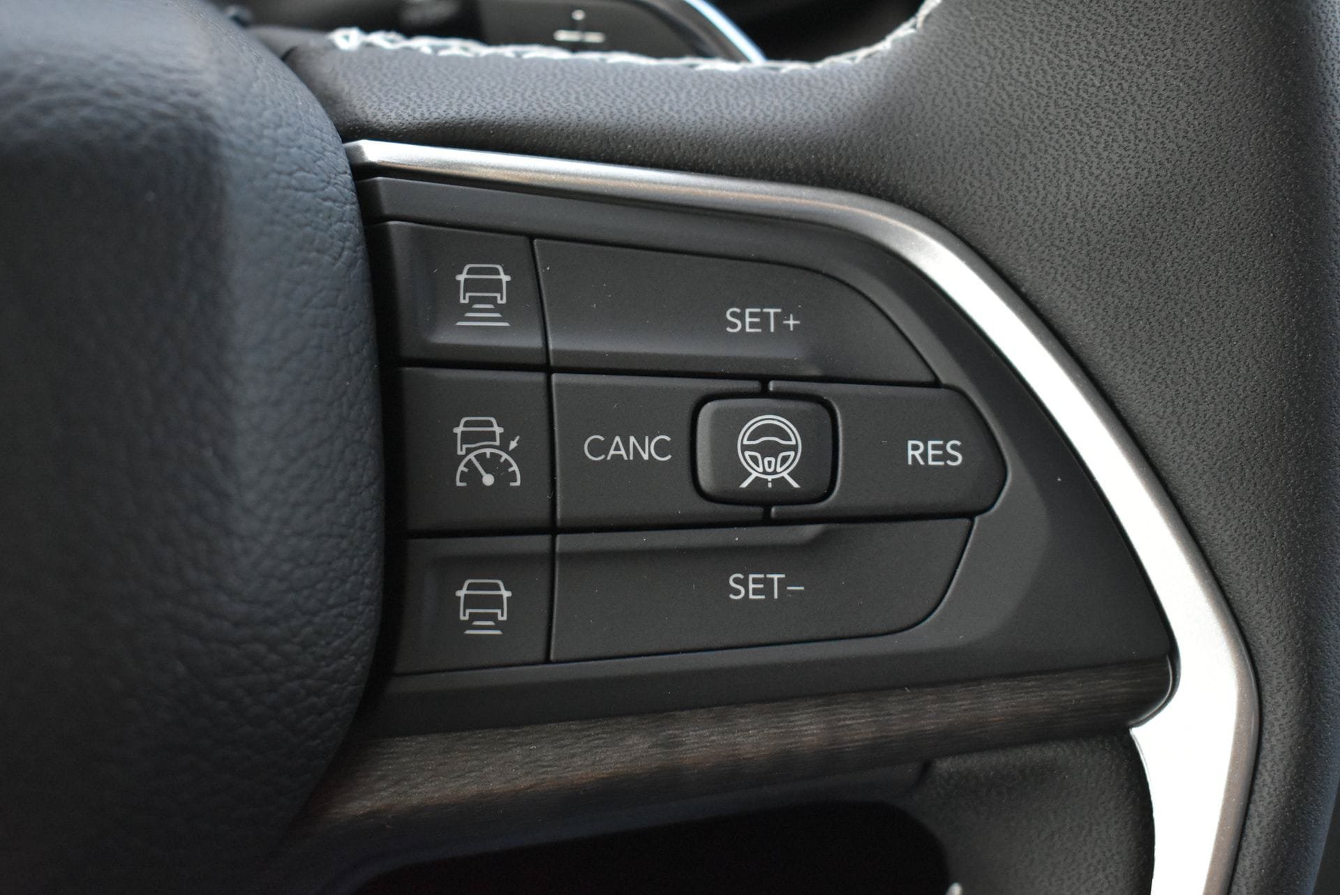 New 2027 Jeep Grand Cherokee 4WD image 22
