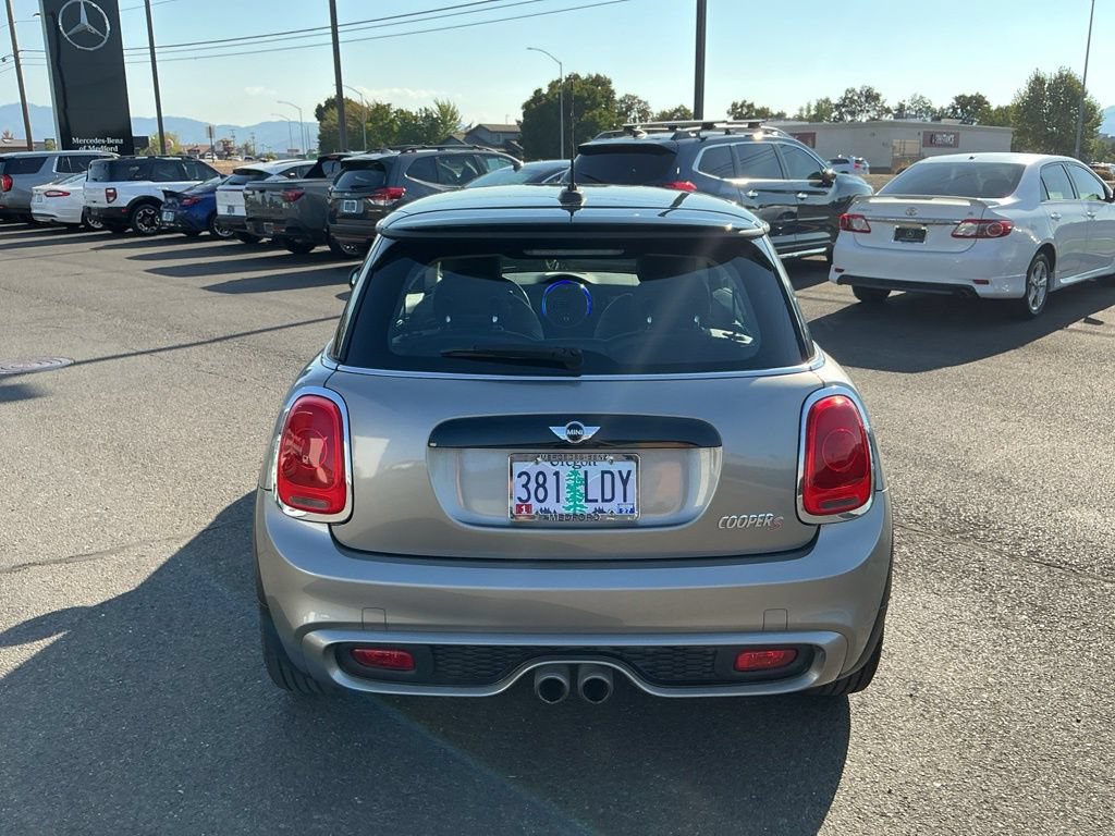 Used 2017 MINI Cooper S FWD image 9