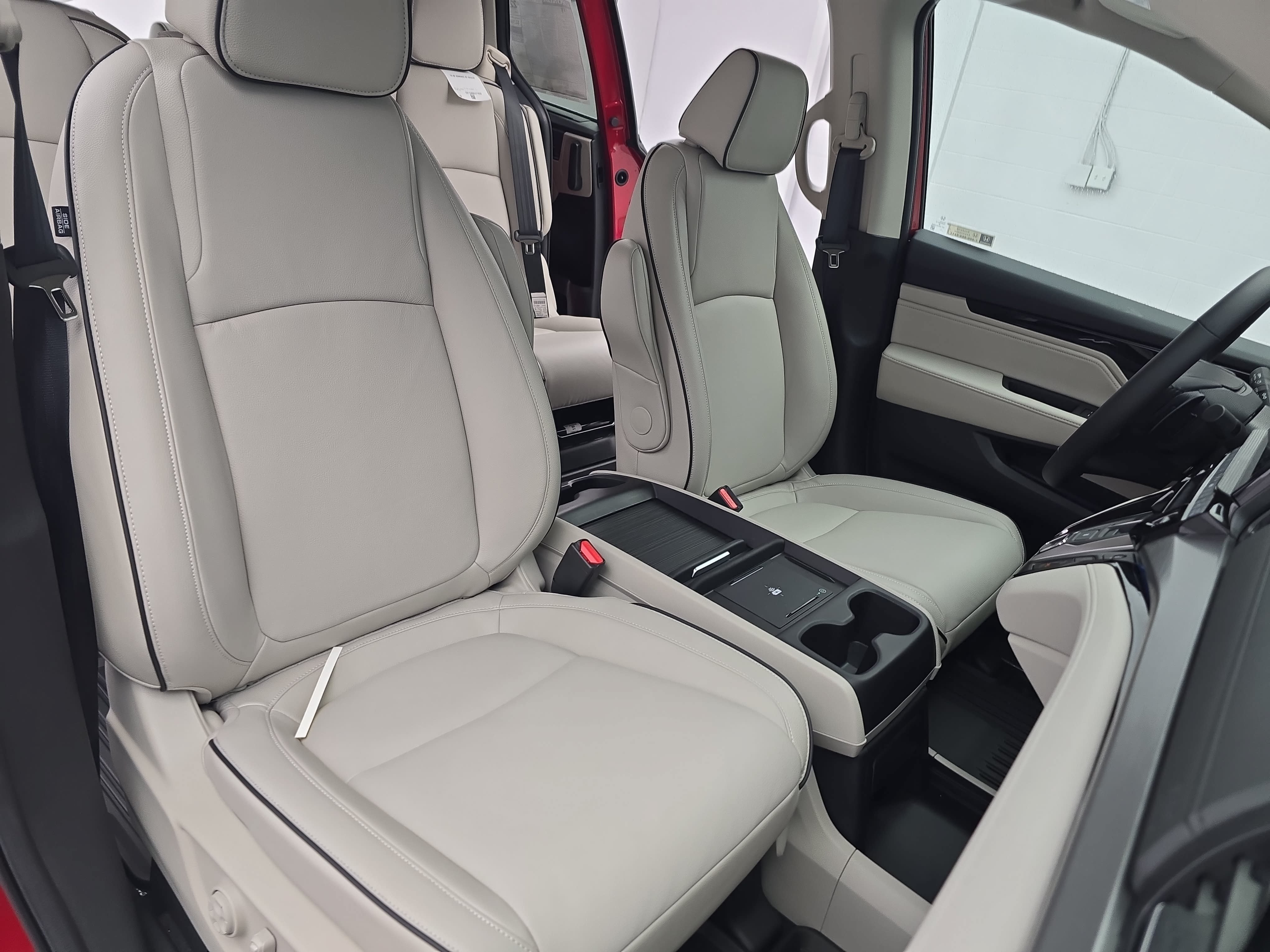 New 2027 Honda Odyssey Touring image 10