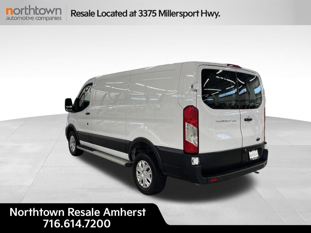 Used 2025 Ford Transit 250 Low Roof w/ Exterior Upgrade Package RWD image 3