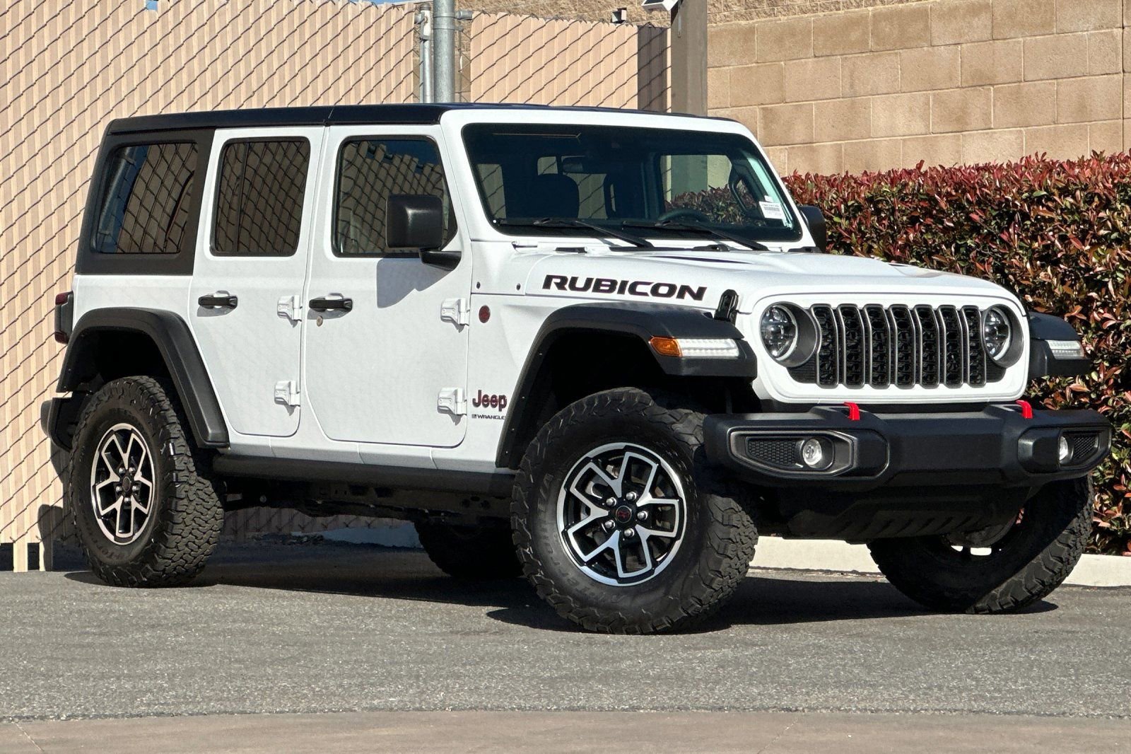 Used 2025 Jeep Wrangler Unlimited Rubicon video 2