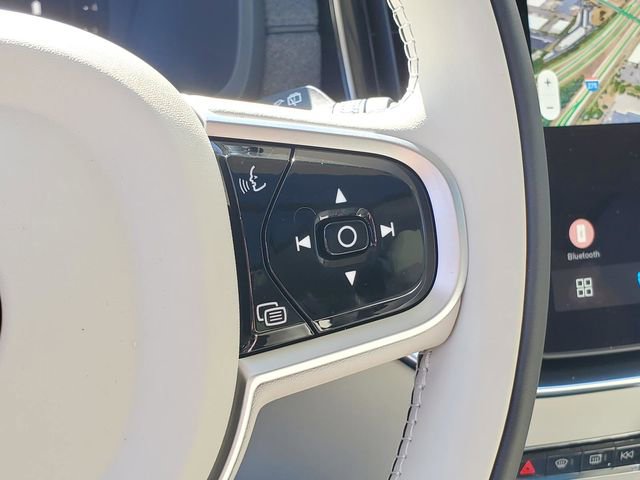 New 2026 Volvo XC90 B6 Ultra w/ Protection Package image 21