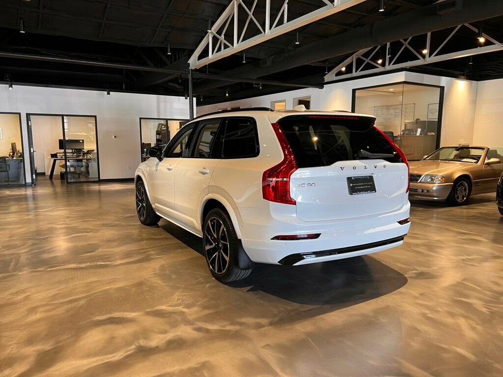 Used 2023 Volvo XC90 T8 Ultimate image 4