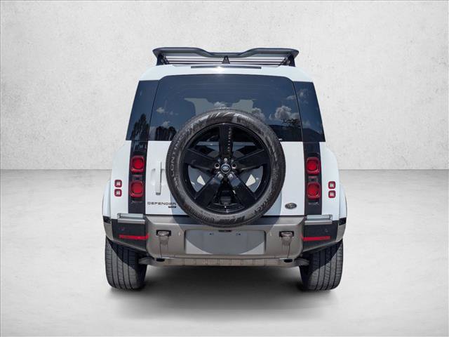Used 2022 Land Rover Defender 110 X-Dynamic SE AWD/4WD image 7
