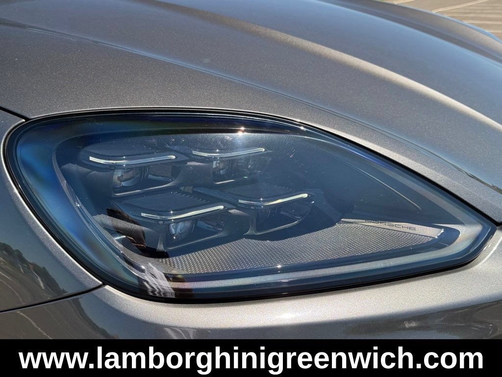 Used 2024 Porsche Cayenne Turbo GT AWD/4WD image 18