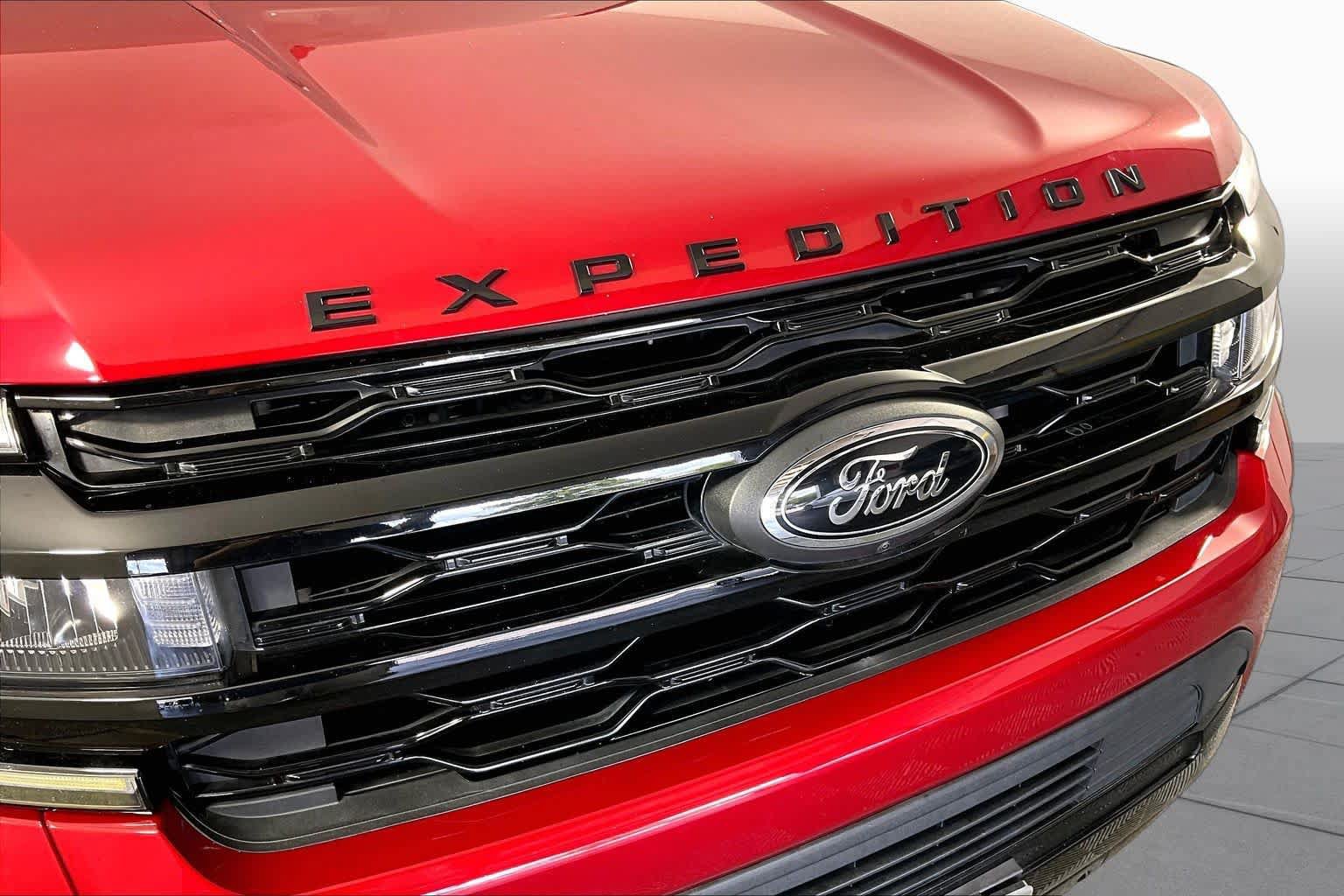 Used 2022 Ford Expedition Limited RWD image 26