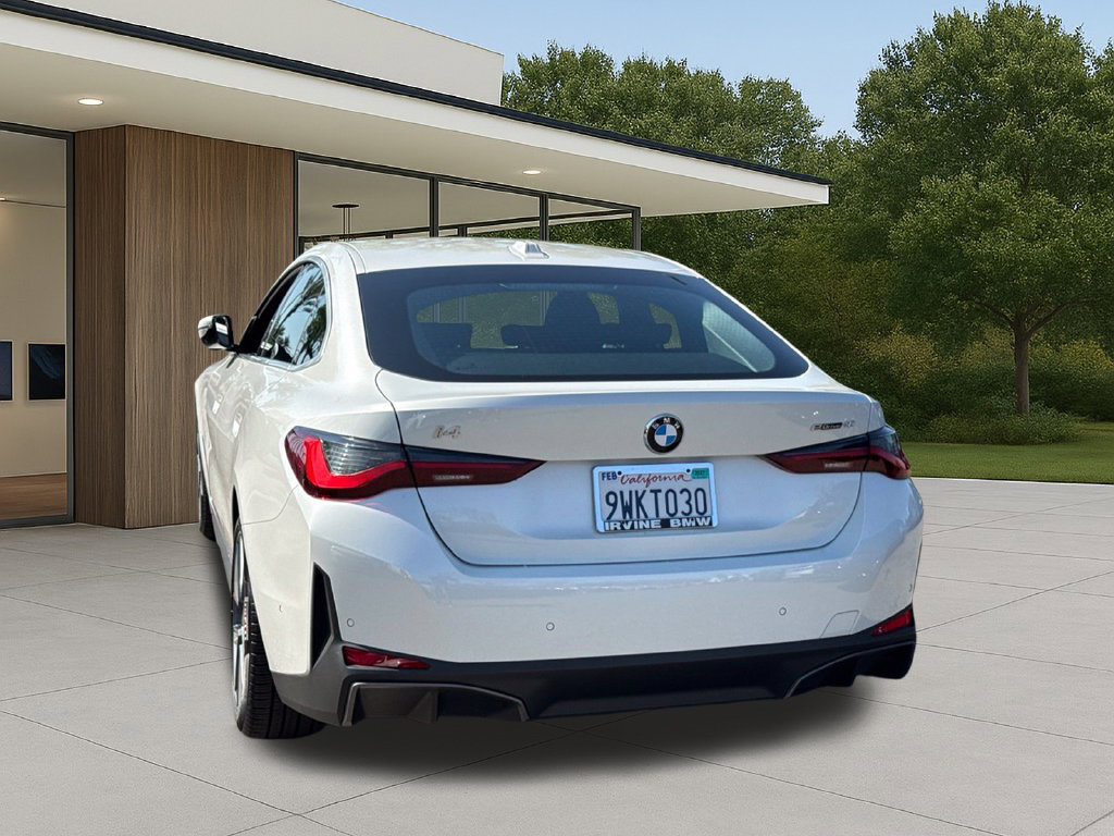 Used 2026 BMW i4 eDrive40 w/ Premium Package RWD image 11