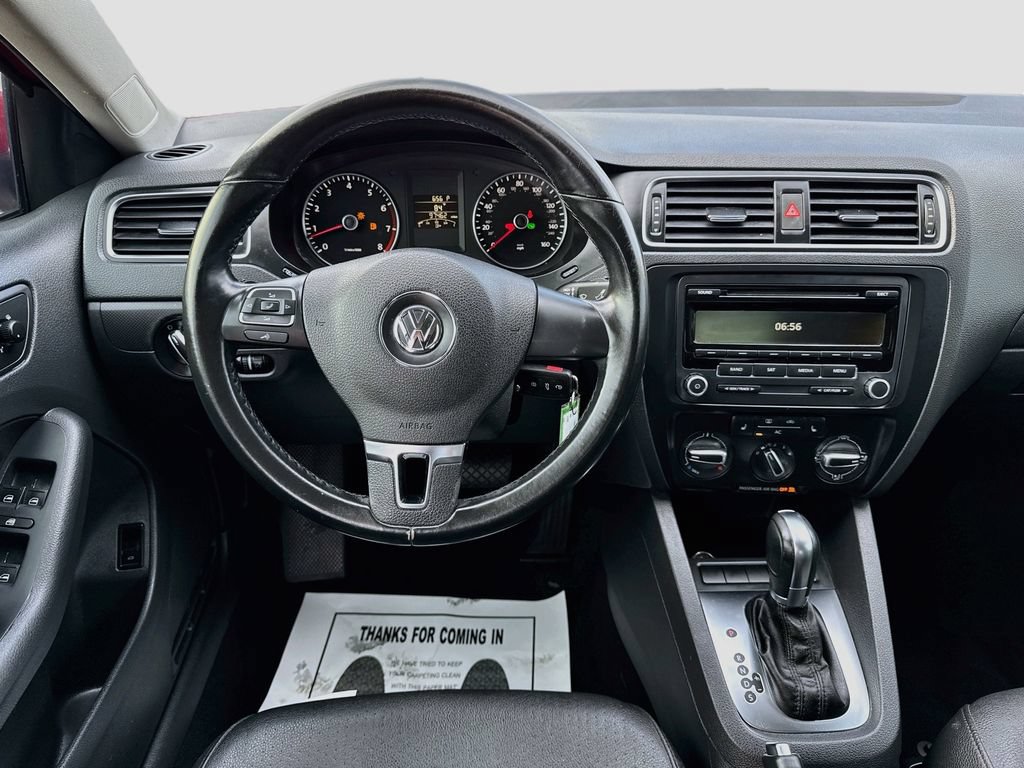 Used 2012 Volkswagen Jetta SE FWD image 25