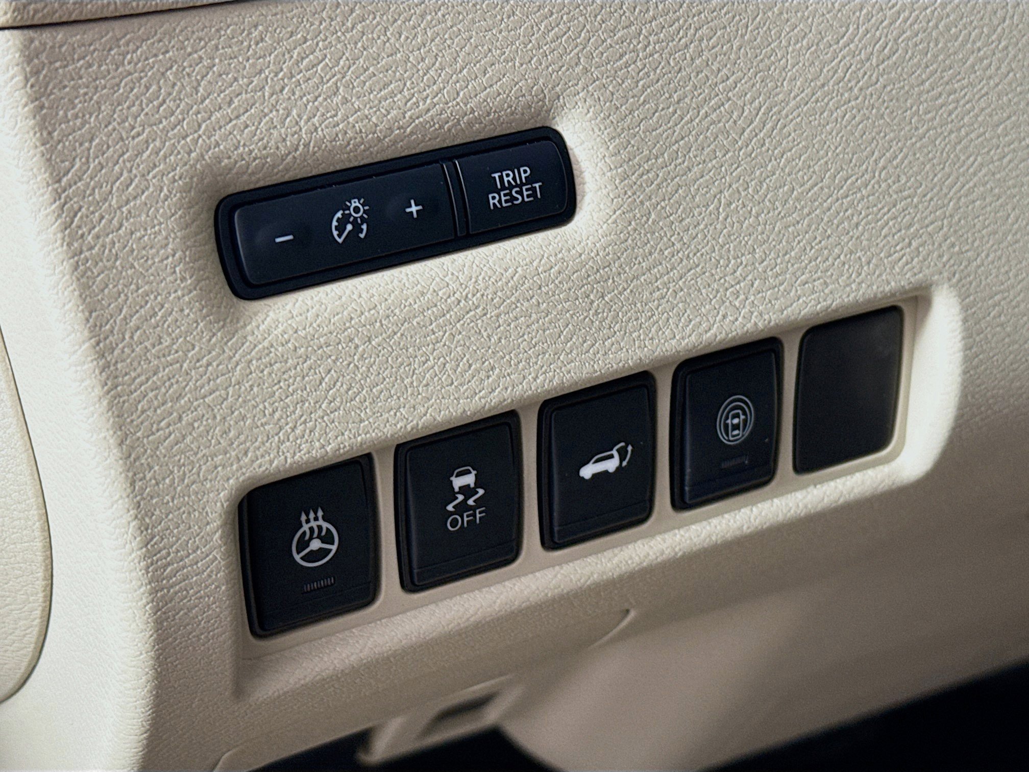 Used 2024 Nissan Murano Platinum w/ Cargo Package image 9