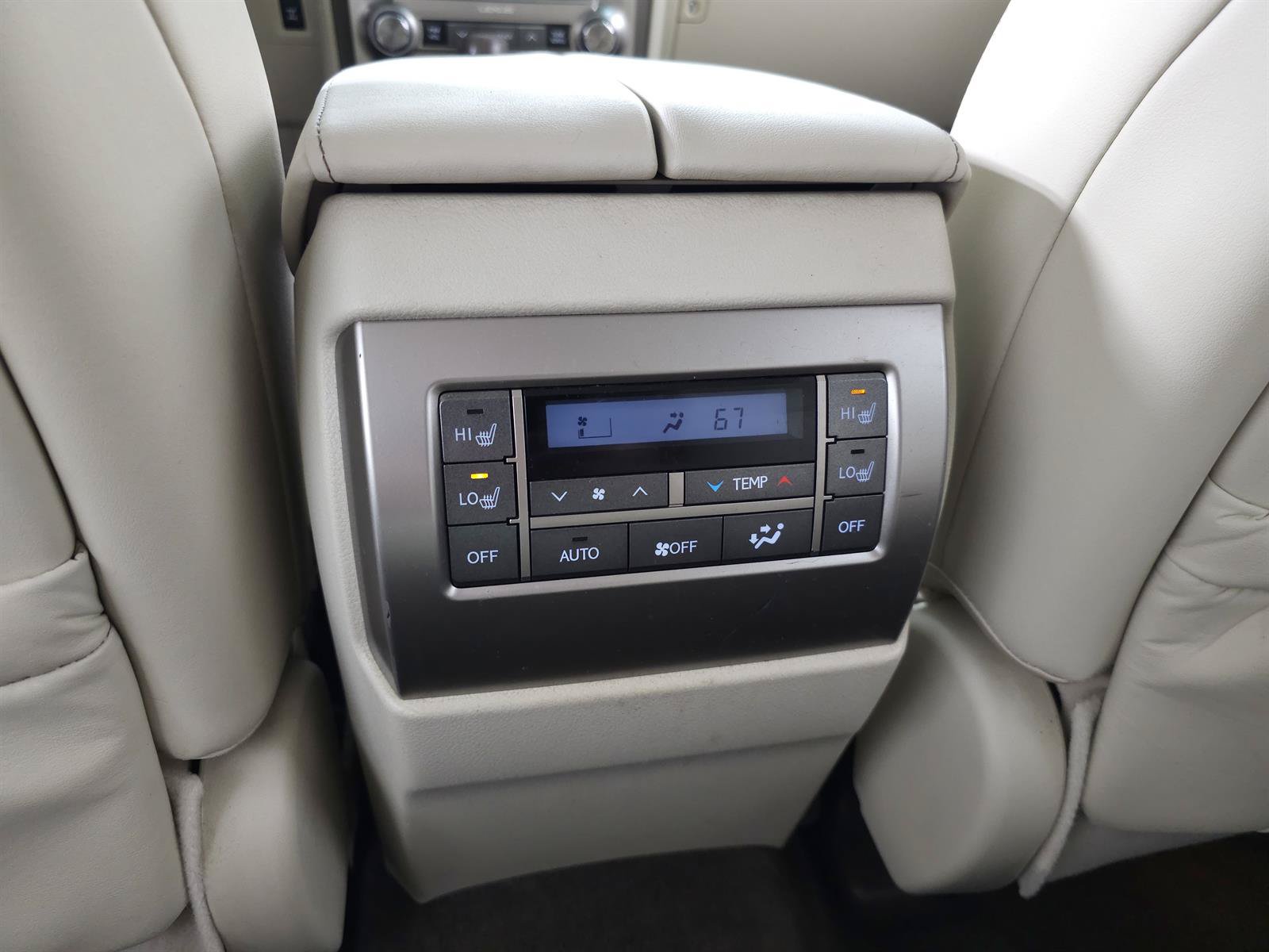 Used 2014 Lexus GX 460 w/ Premium Package AWD/4WD image 27