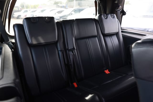 Used 2016 Lincoln Navigator Select RWD image 27