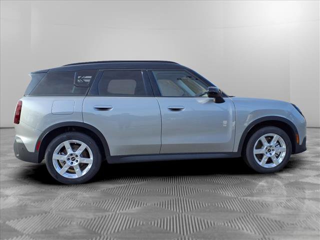 Used 2025 MINI Cooper Countryman S w/ Comfort Package Max image 6