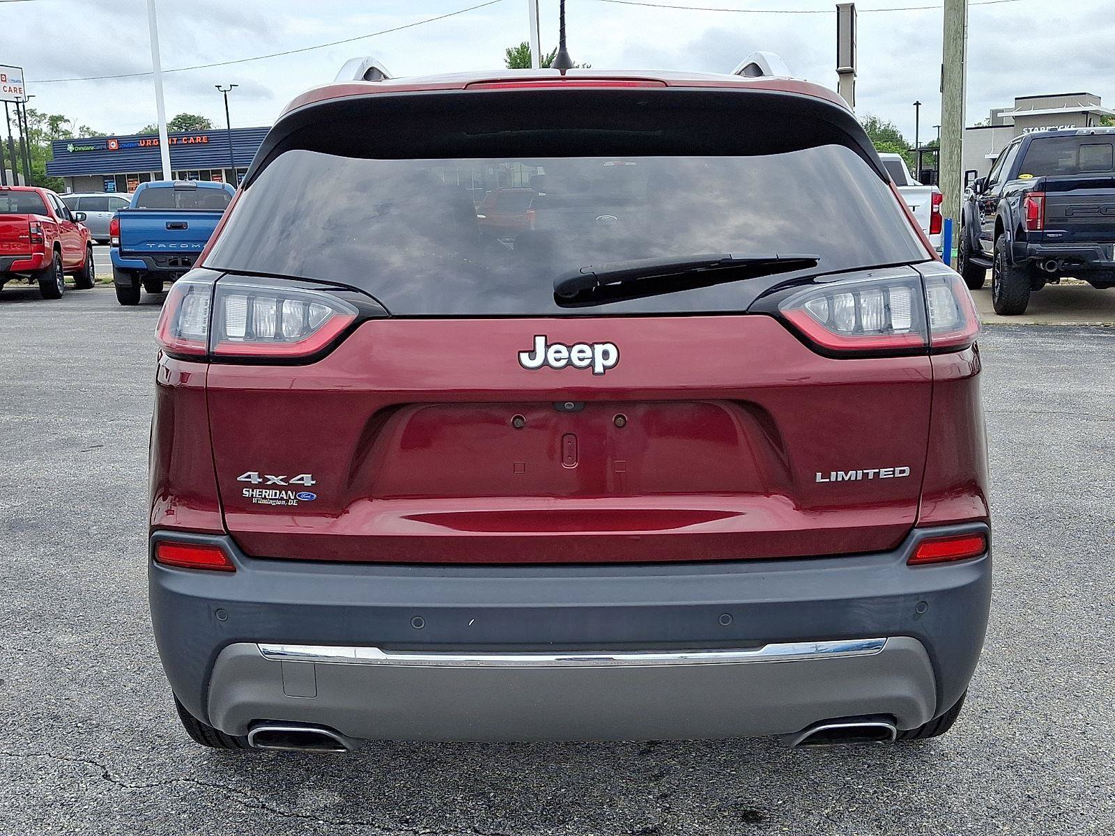 Used 2019 Jeep Cherokee Limited AWD/4WD image 5