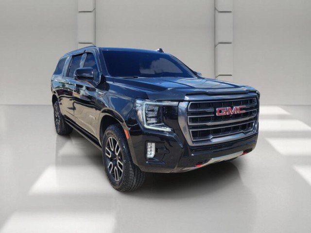 Used 2023 GMC Yukon XL AT4 w/ AT4 Premium Package AWD/4WD image 3