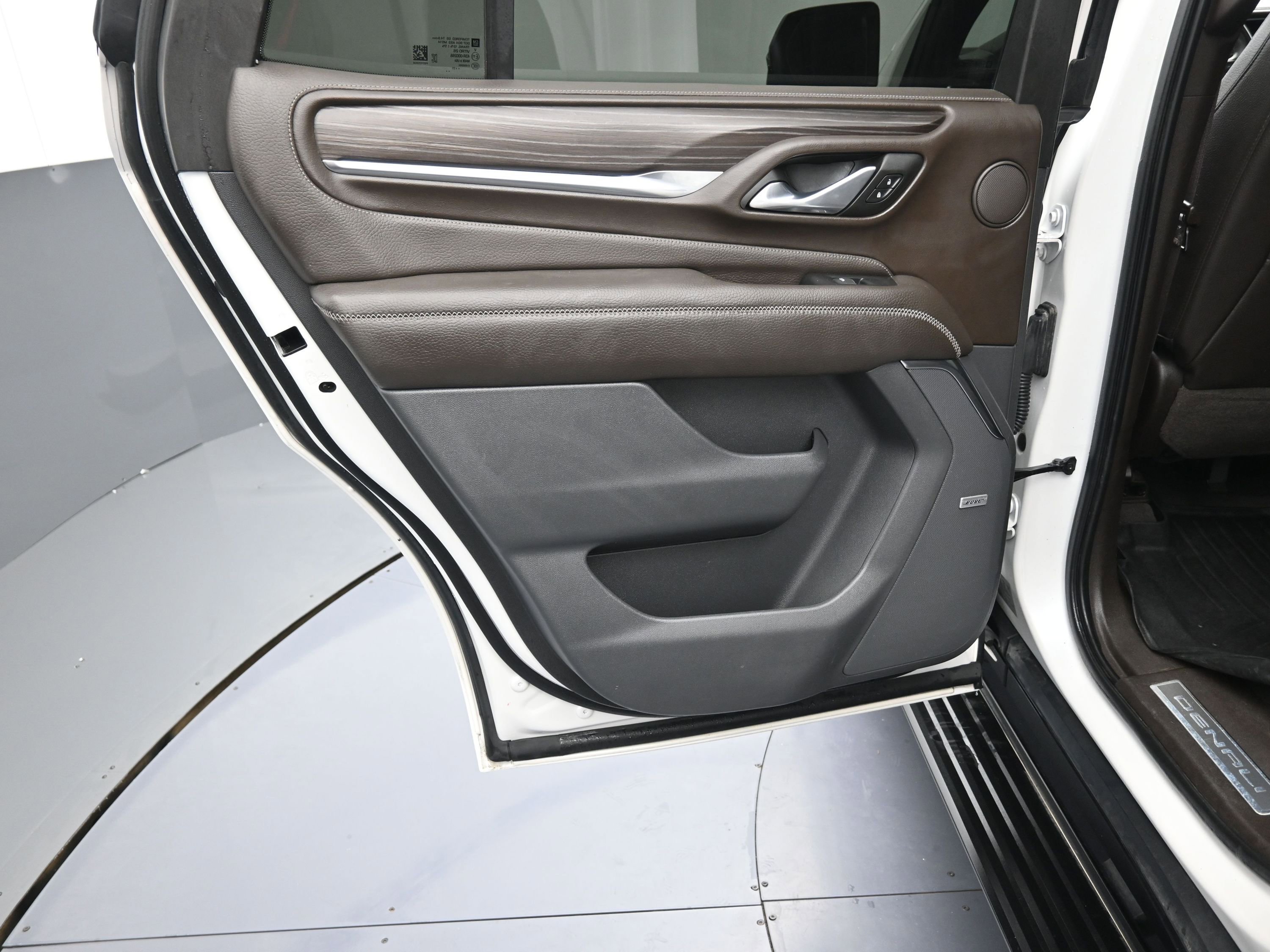 Used 2021 GMC Yukon Denali image 14