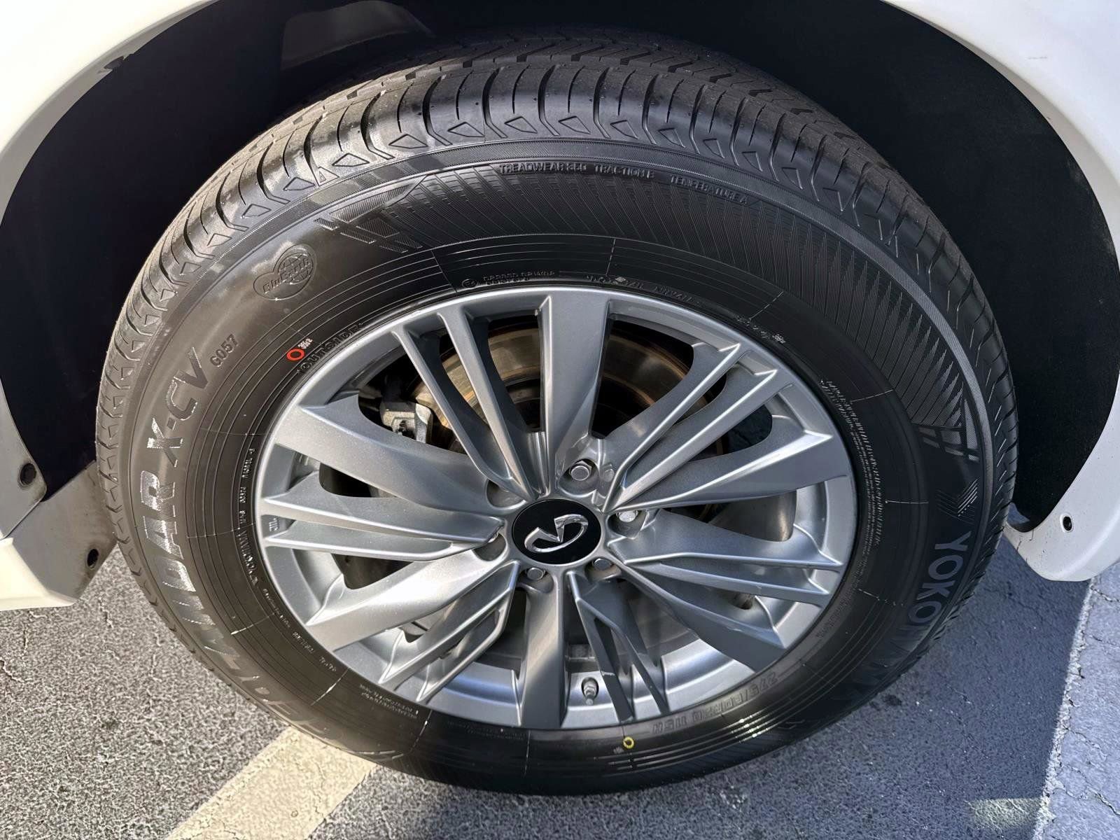 Certified 2023 INFINITI QX80 Luxe w/ Cargo Package image 29